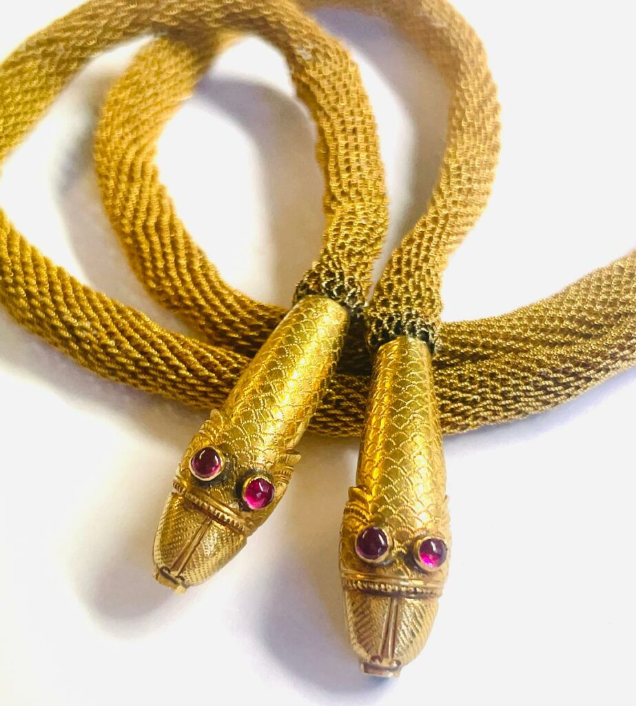 Pinchbeck snake necklace, courtesy Ernst Faerber (@ernstfaerber).