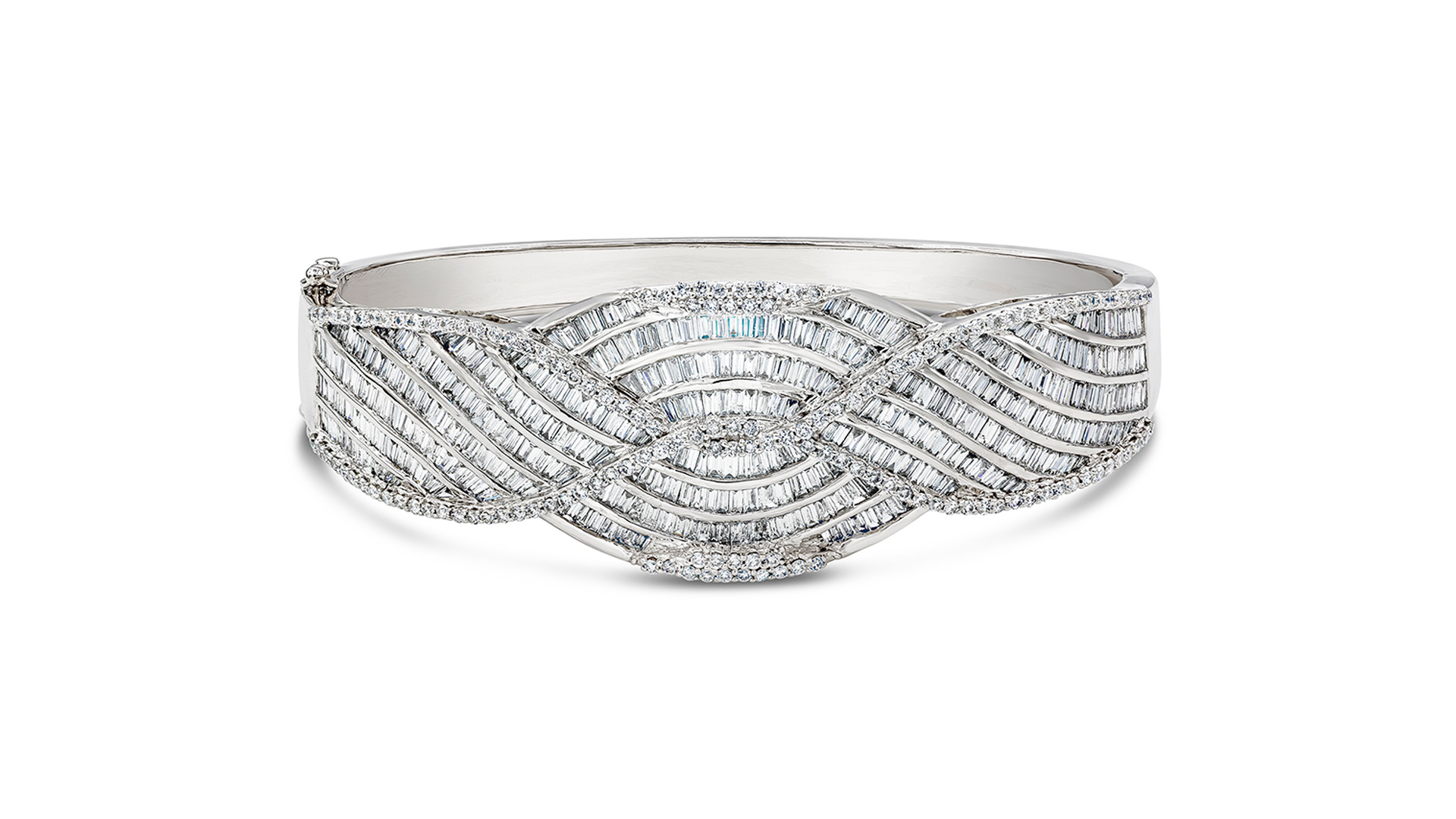 Baguette, round diamond and 18-karat gold bracelet, courtesy Roman Malakov Diamonds (@romanmalakovdiamonds).